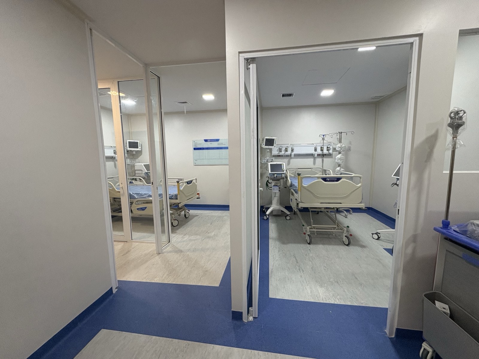 Unidad de cuidados intensivos de 50 Doctors
